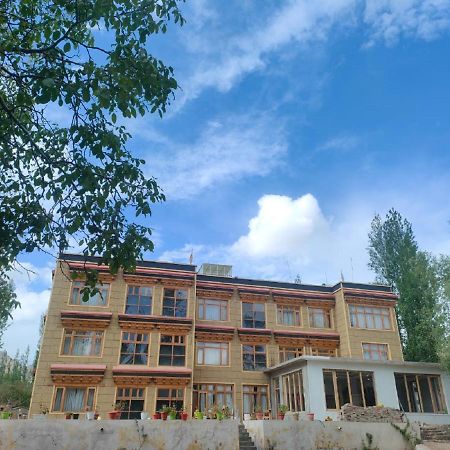 Hotel Alpine Ladakh Leh Exterior foto